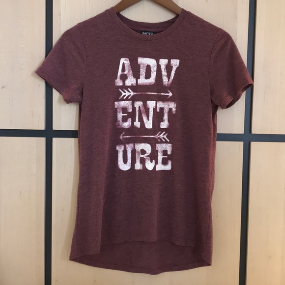 Modern Lux Adventure ⛰ Arrow Tee - Picture 2 of 5